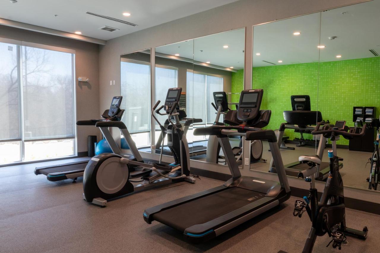 La Quinta Inn & Suites By Wyndham San Antonio Seaworld Lafb Bagian luar foto