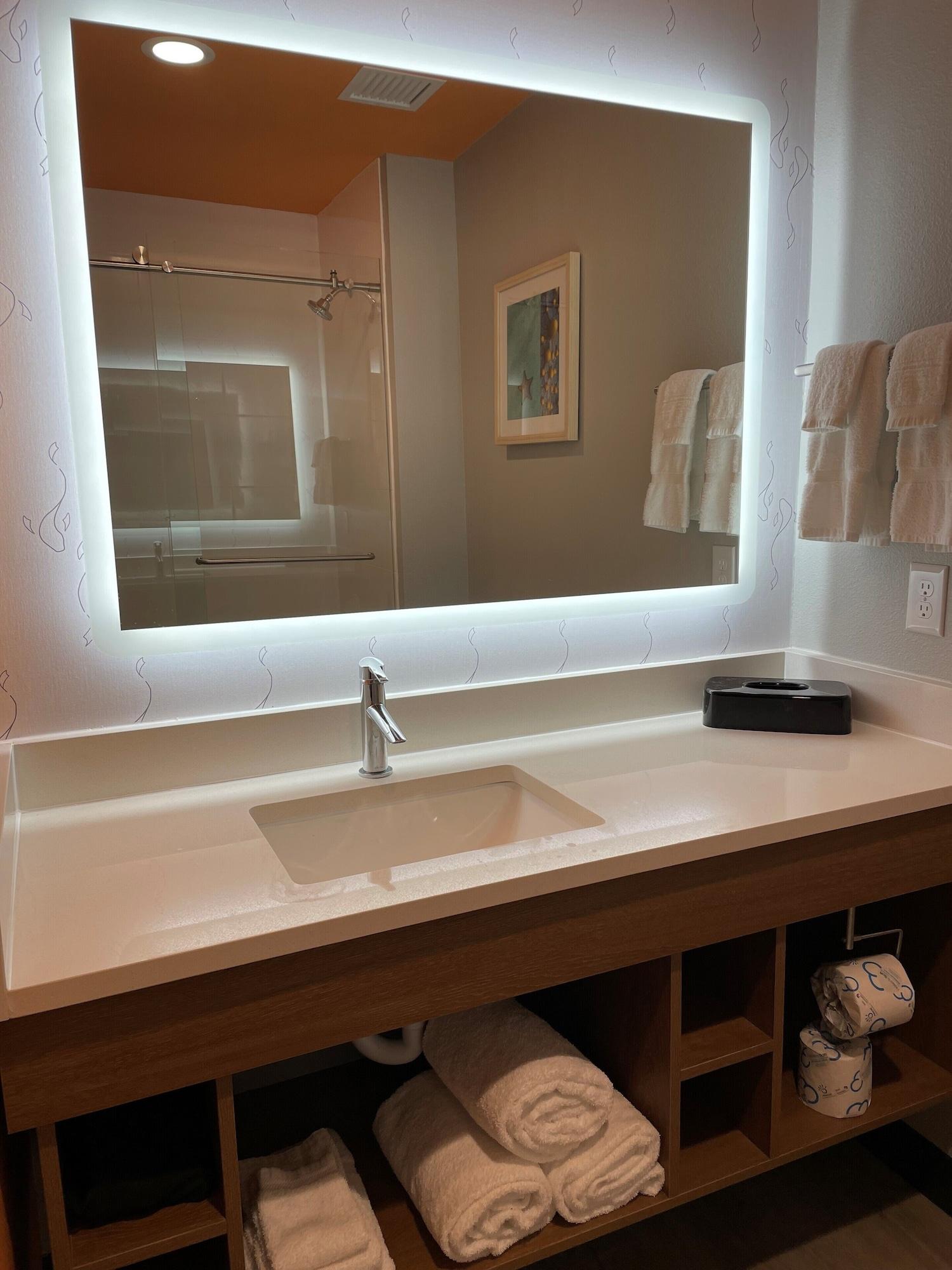 La Quinta Inn & Suites By Wyndham San Antonio Seaworld Lafb Bagian luar foto