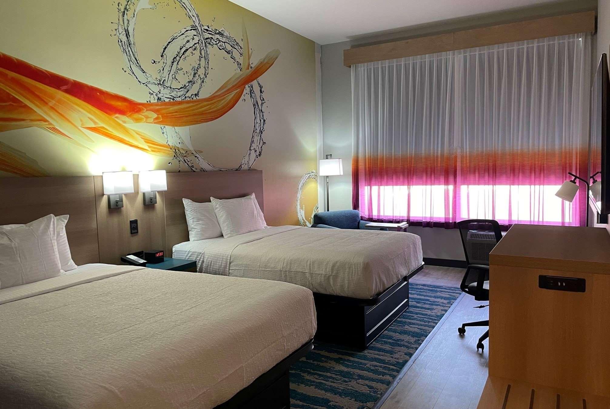 La Quinta Inn & Suites By Wyndham San Antonio Seaworld Lafb Bagian luar foto
