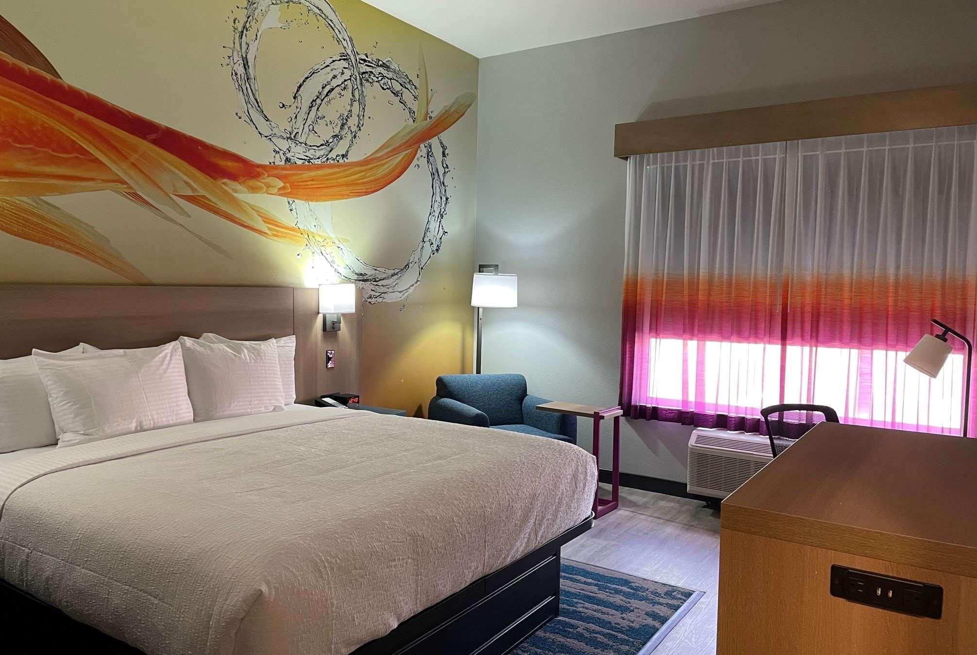 La Quinta Inn & Suites By Wyndham San Antonio Seaworld Lafb Bagian luar foto